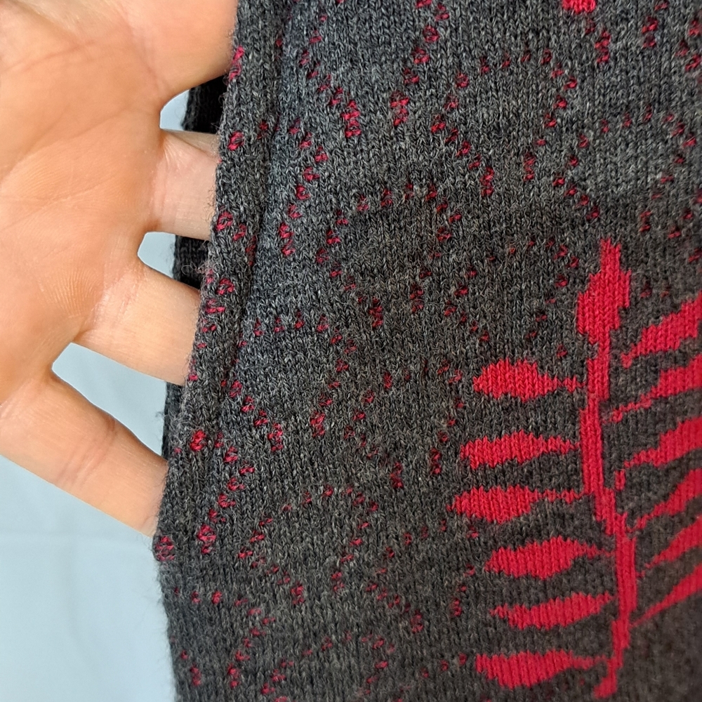 Red Maple Women's Sweater Dress Midi Length Jewel Button XXL Gray Leaves 3D - Picture 6 of 11